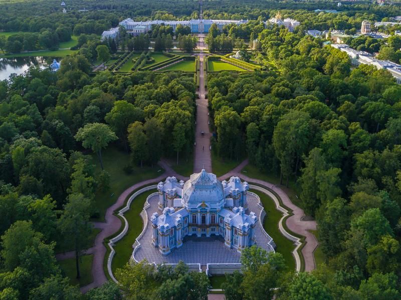 حديقة الإرميتاج في موسكو (Hermitage Garden)